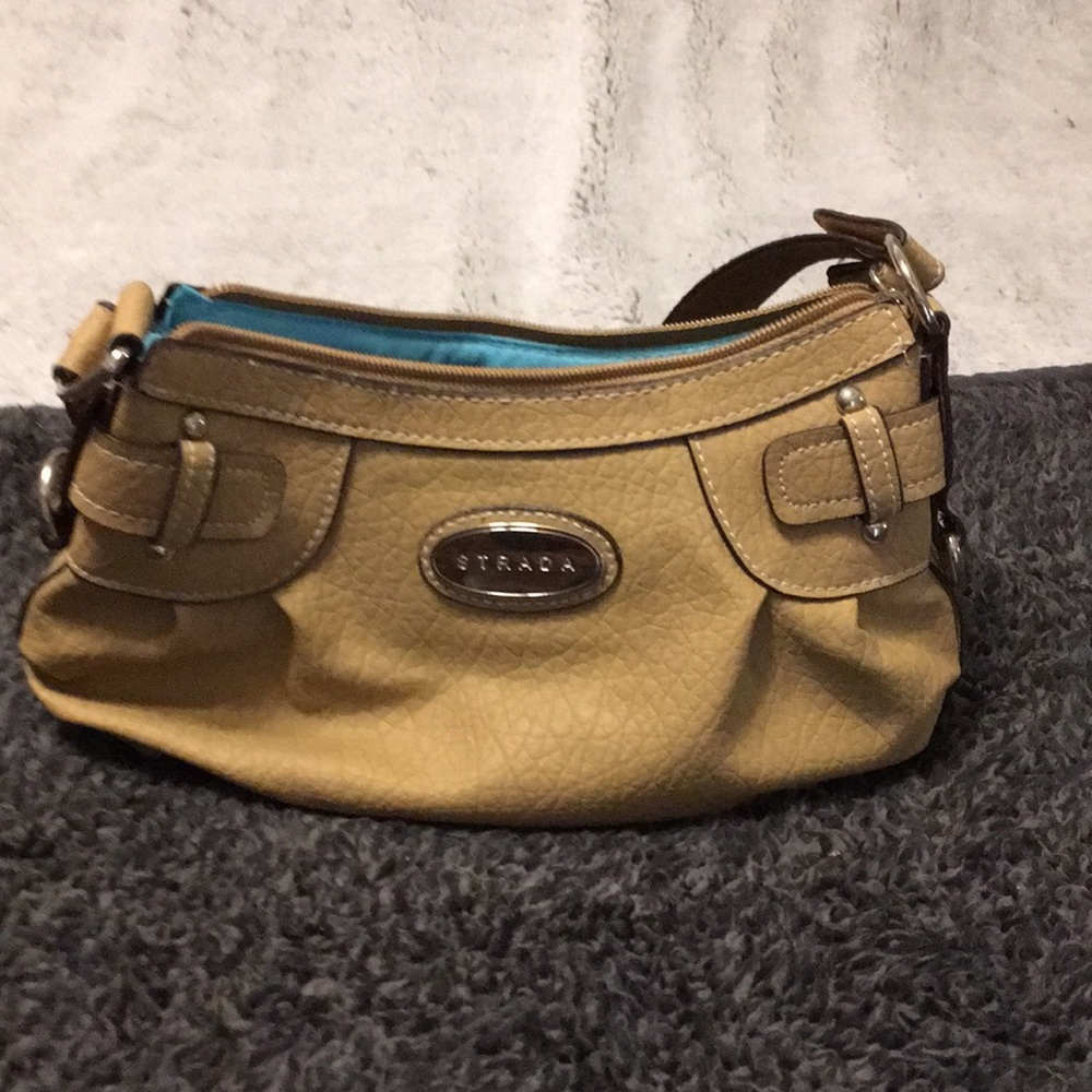 Women’s Strada purse